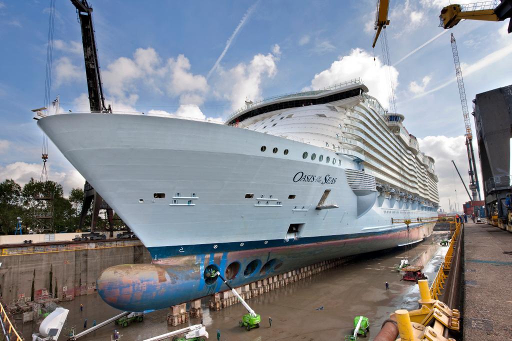 Cruise Ship Dry Dock/Upgrade Schedules (Carnival, Royal Caribbean